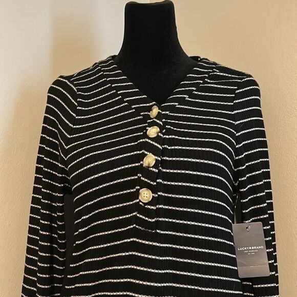 NWT lucky brand women’s medium long sleeve top  B - Picture 2 of 6